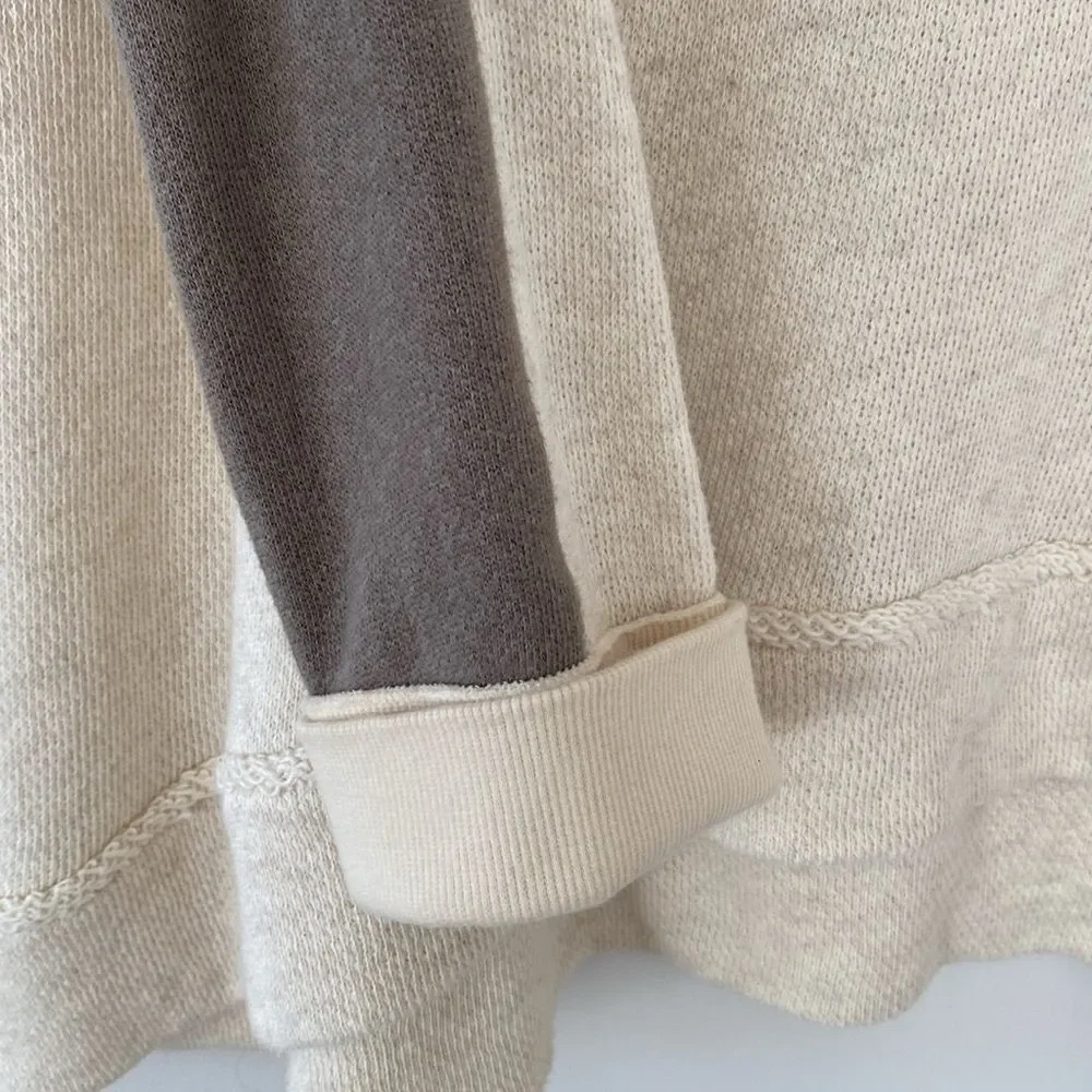 Free People Cocoon Cowl Neck Pullover Oatmeal Gray sz L Relaxed Fit Boho Beach